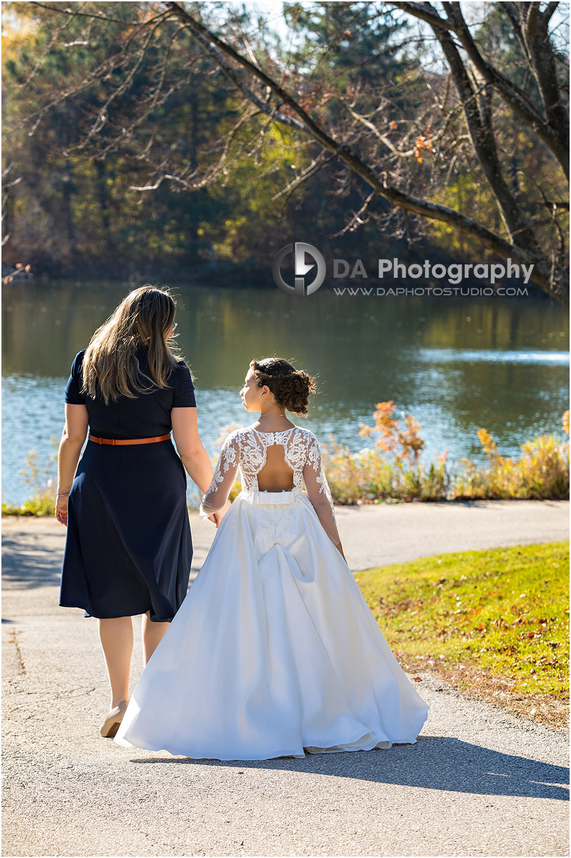 Family Photographer at Loafer's Lake in Brampton