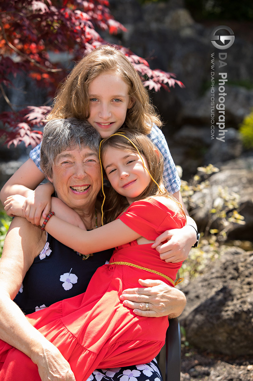 Family photographer at Village by the Arboretum 